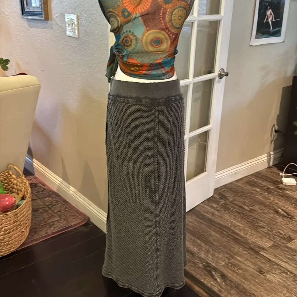 Incredible cotton mesh with full lining Free People skirt in grey NWOT! - Picture 4 of 12
